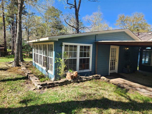 13373 Southshore Drive, Conroe, TX 77304