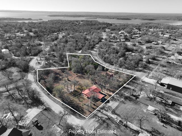 100 Choctaw Crest, Somerville, TX 77879