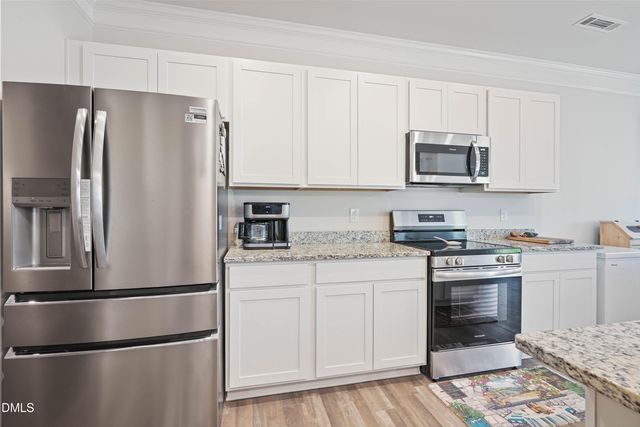 123 Bristow Court, Four Oaks, NC 27524
