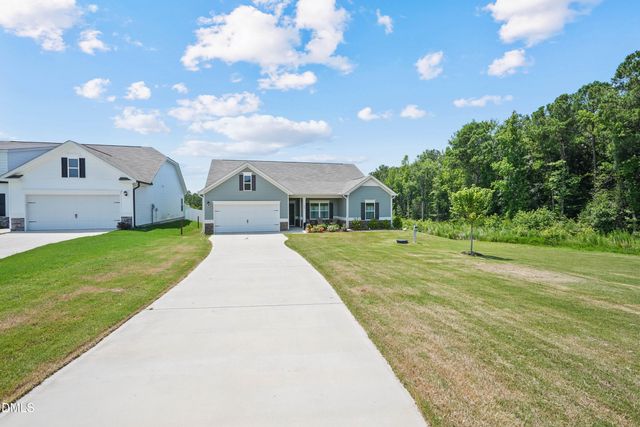 123 Bristow Court, Four Oaks, NC 27524