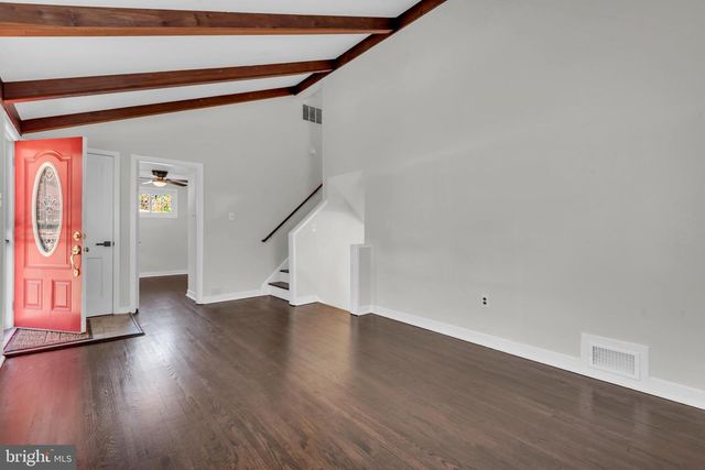 7802 ELROY PL, Oxon Hill, MD 20745