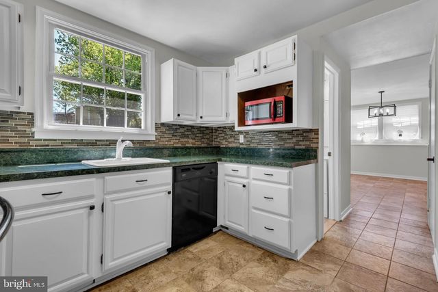7802 ELROY PL, Oxon Hill, MD 20745