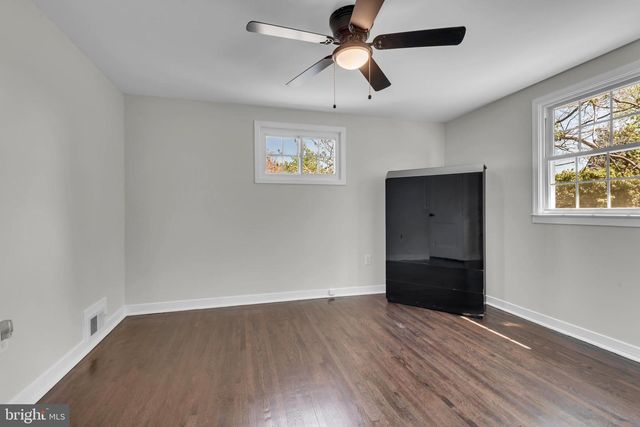 7802 ELROY PL, Oxon Hill, MD 20745