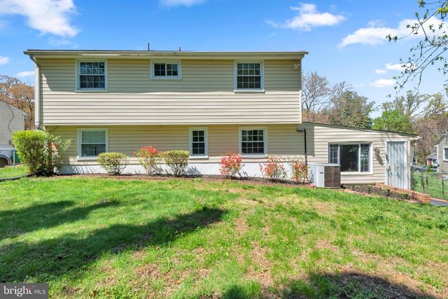 7802 ELROY PL, Oxon Hill, MD 20745