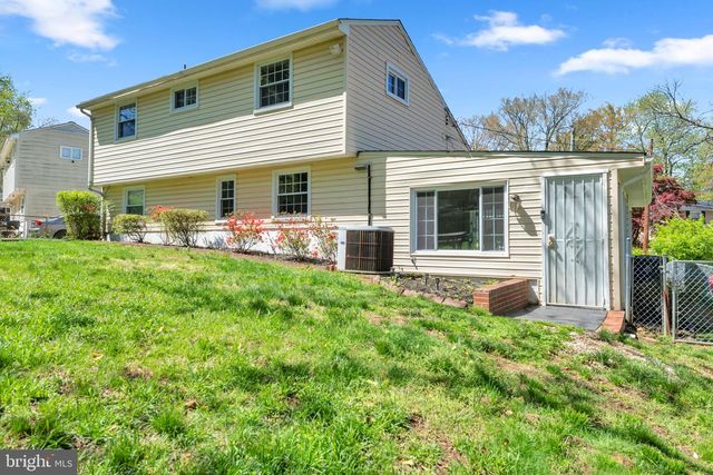 7802 ELROY PL, Oxon Hill, MD 20745