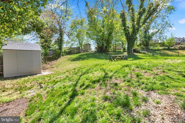 7802 ELROY PL, Oxon Hill, MD 20745