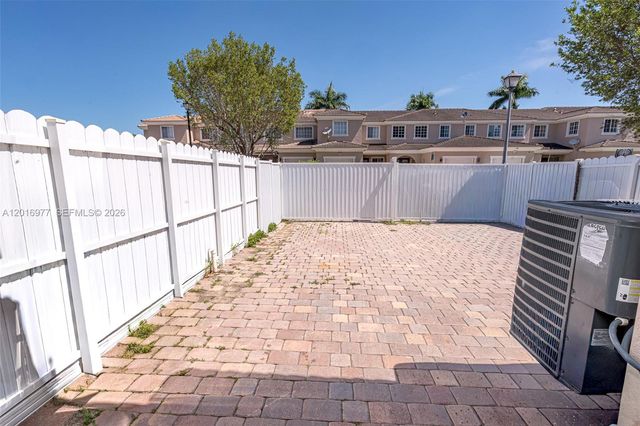 14267 SW 272nd Ln, Homestead, FL 33032