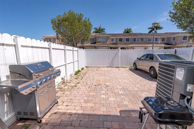 14267 SW 272nd Ln, Homestead, FL 33032