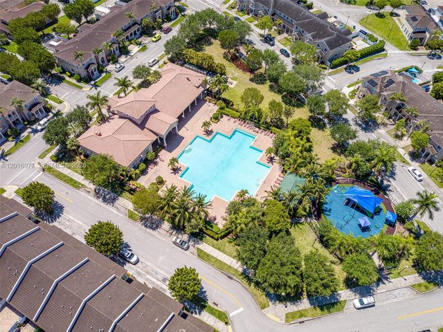 14267 SW 272nd Ln, Homestead, FL 33032