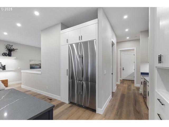 750 MONICA Ct, Cannon Beach, OR 97110