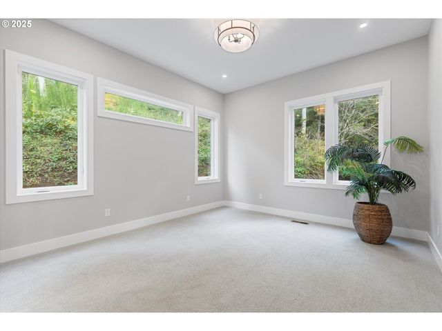 750 MONICA Ct, Cannon Beach, OR 97110