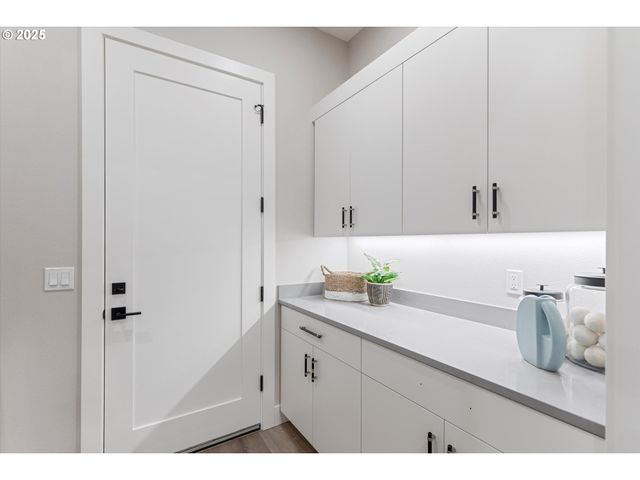 750 MONICA Ct, Cannon Beach, OR 97110