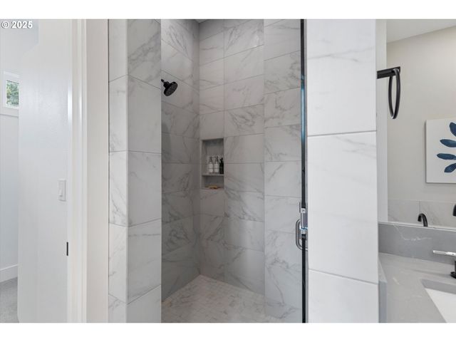 750 MONICA Ct, Cannon Beach, OR 97110