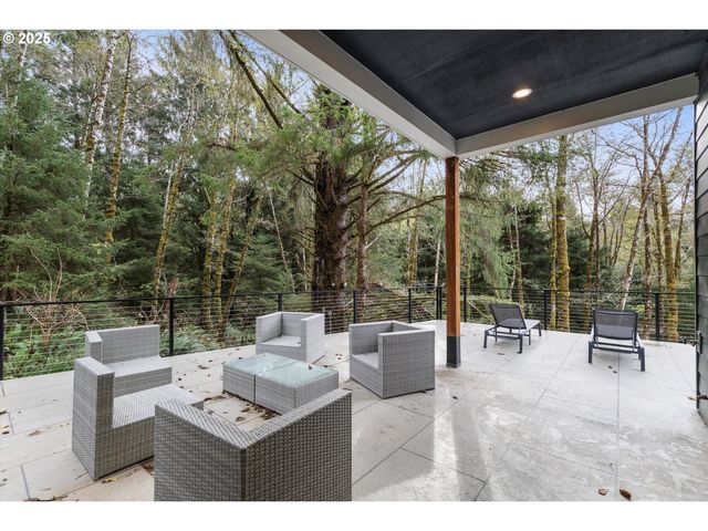 750 MONICA Ct, Cannon Beach, OR 97110