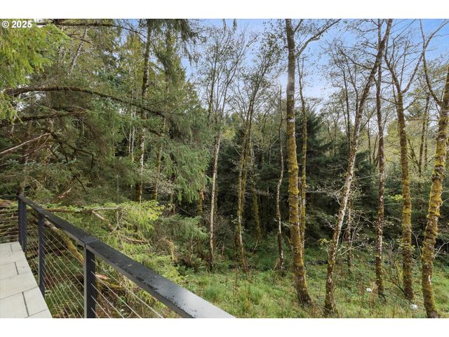 750 MONICA Ct, Cannon Beach, OR 97110