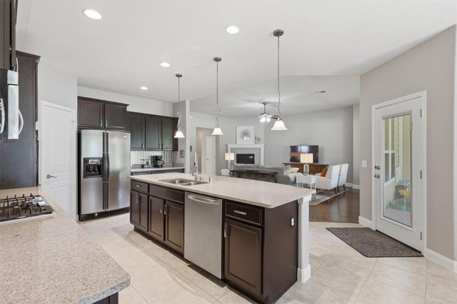 24511 Emerald Pool Falls Drive, Tomball, TX 77375