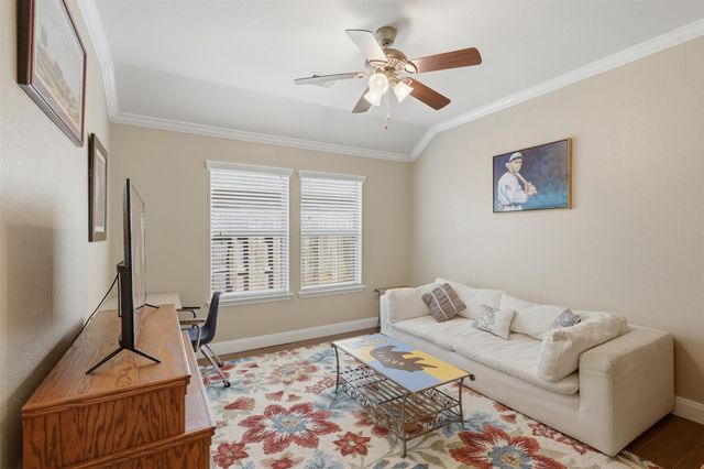 24511 Emerald Pool Falls Drive, Tomball, TX 77375