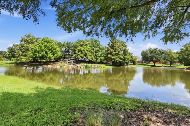 24511 Emerald Pool Falls Drive, Tomball, TX 77375