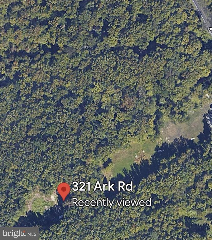 321 ARK RD, Mount Laurel, NJ 08054