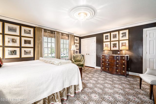 504 Ridgewood Rd, Louisville, KY 40207