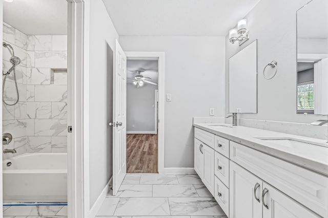 16730 Sonoma Del Norte Drive, Houston, TX 77095