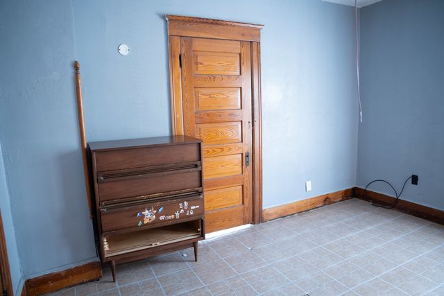 302 E Prospect Terrace, Freeport, IL 61032