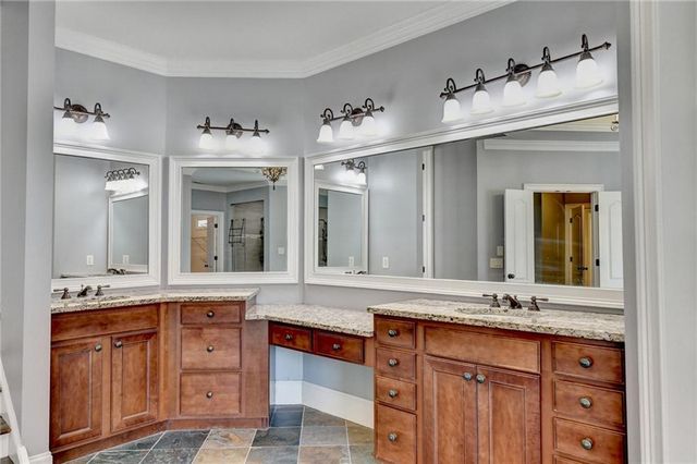 2895 Shumard Oak Drive, Braselton, GA 30517