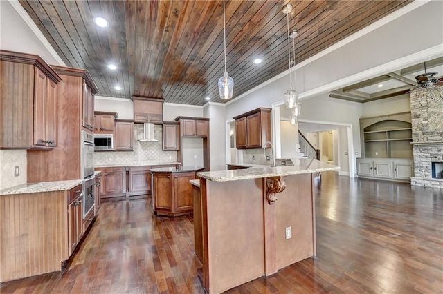 2895 Shumard Oak Drive, Braselton, GA 30517