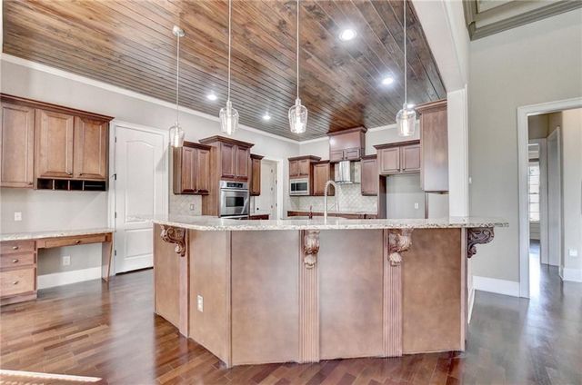 2895 Shumard Oak Drive, Braselton, GA 30517