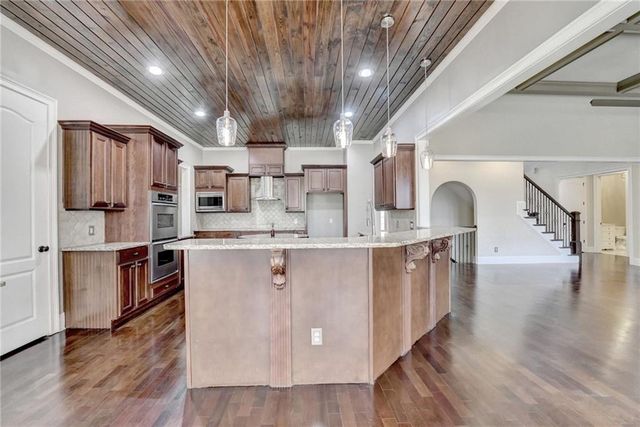 2895 Shumard Oak Drive, Braselton, GA 30517