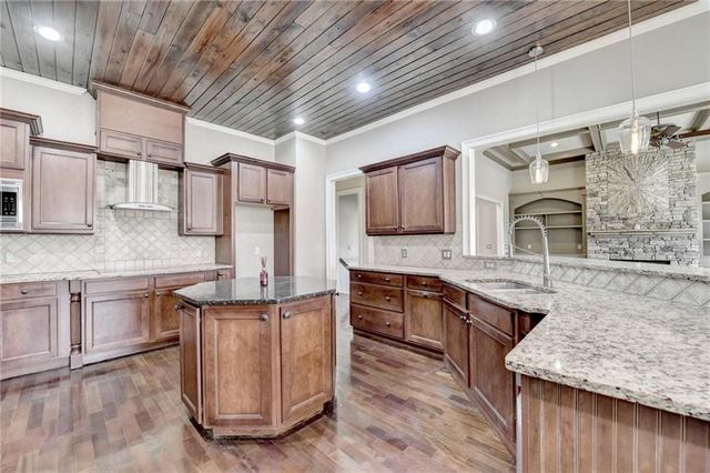 2895 Shumard Oak Drive, Braselton, GA 30517