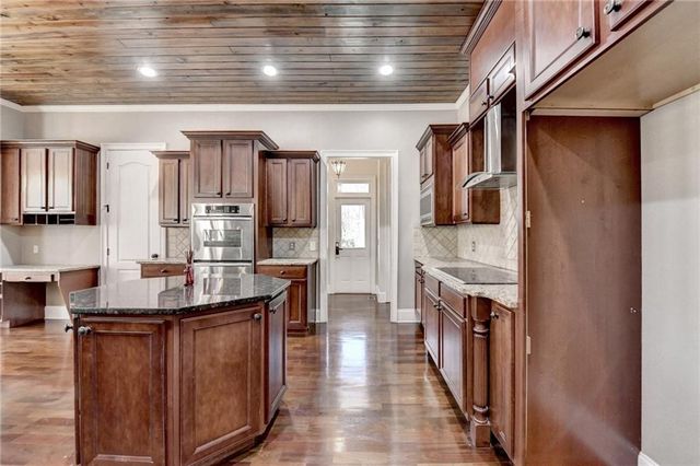 2895 Shumard Oak Drive, Braselton, GA 30517