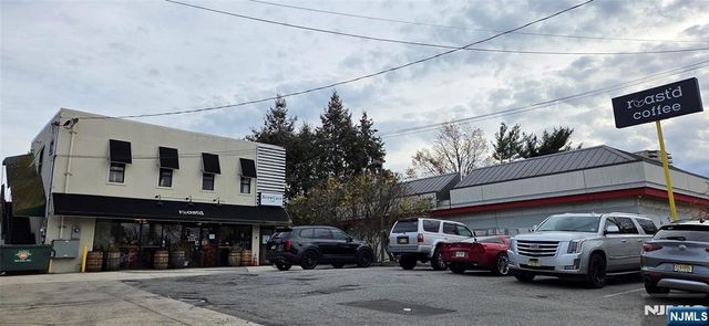 1666 Bergen Boulevard, Fort Lee, NJ 07024