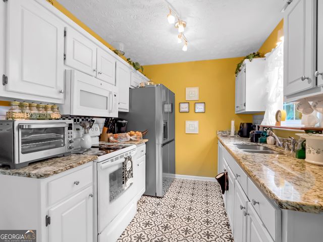 274 Griffith Street, Winder, GA 30680