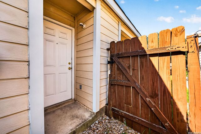 15310 KAMARY LN, San Antonio, TX 78247