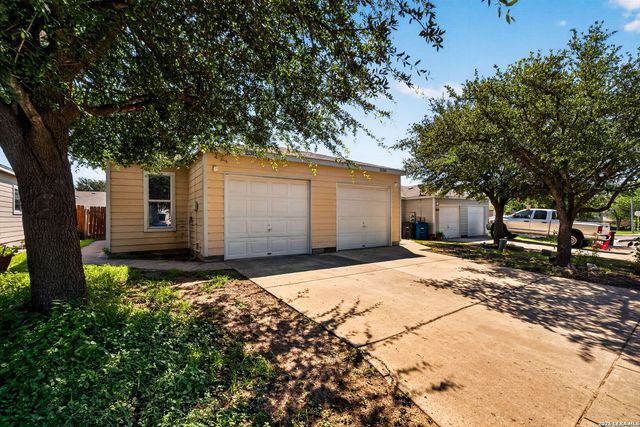 15310 KAMARY LN, San Antonio, TX 78247