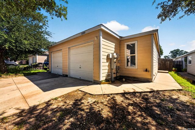 15310 KAMARY LN, San Antonio, TX 78247