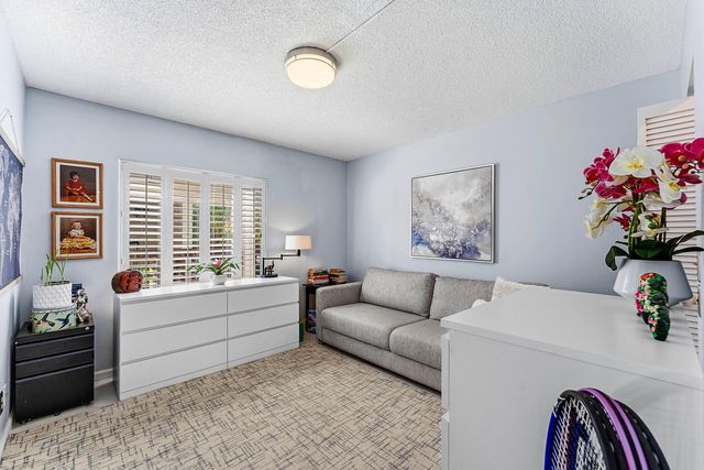 10155 Mangrove Drive 204, Boynton Beach, FL 33437