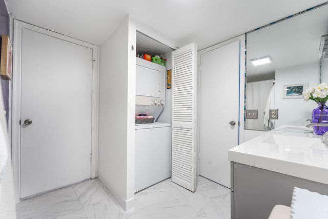 10155 Mangrove Drive 204, Boynton Beach, FL 33437