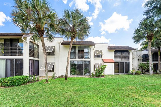 10155 Mangrove Drive 204, Boynton Beach, FL 33437
