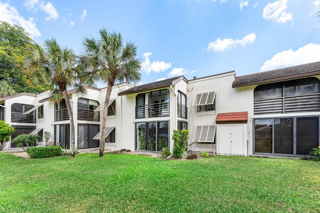 10155 Mangrove Drive 204, Boynton Beach, FL 33437