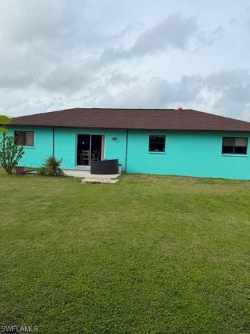 322 SE 46th LN, Cape Coral, FL 33904