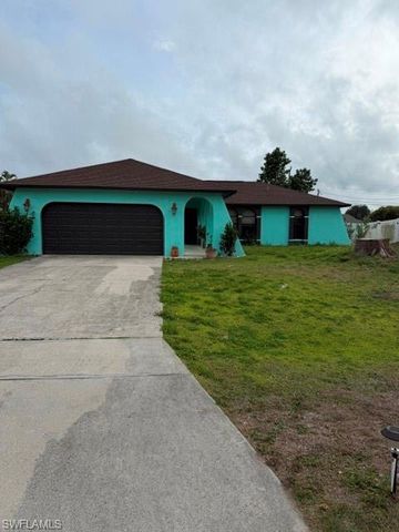 322 SE 46th LN, Cape Coral, FL 33904