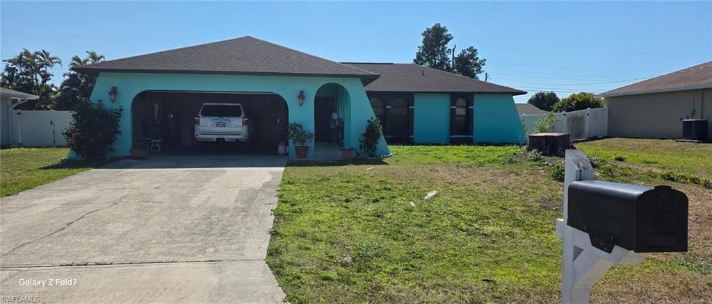 322 SE 46th LN, Cape Coral, FL 33904