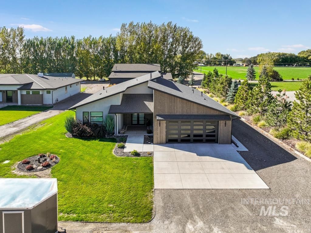 303 S 477 Ln W, Heyburn, ID 83336 photo 3