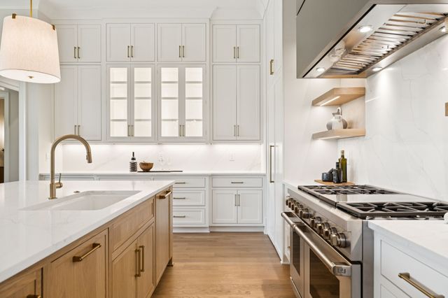 8725 Weller Ln, College Grove, TN 37046