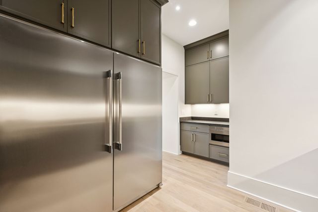 8725 Weller Ln, College Grove, TN 37046