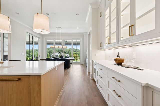 8725 Weller Ln, College Grove, TN 37046