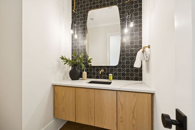 8725 Weller Ln, College Grove, TN 37046