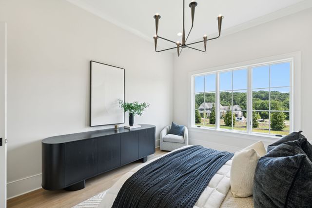 8725 Weller Ln, College Grove, TN 37046